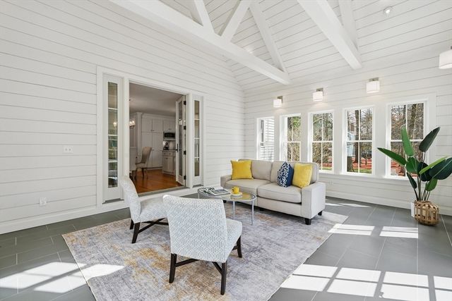 136 Cedar St, Lexington, MA 02420