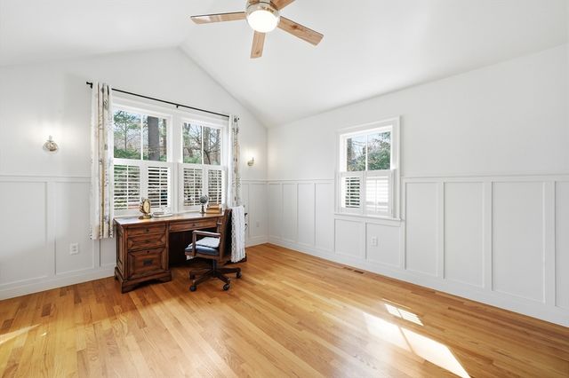 136 Cedar St, Lexington, MA 02420