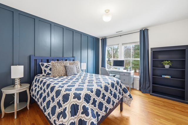 136 Cedar St, Lexington, MA 02420