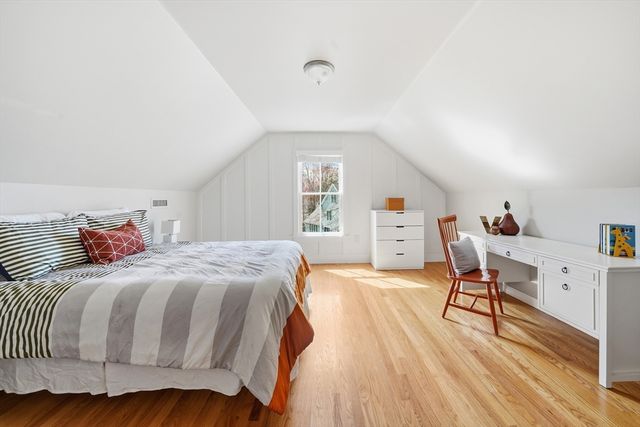 136 Cedar St, Lexington, MA 02420