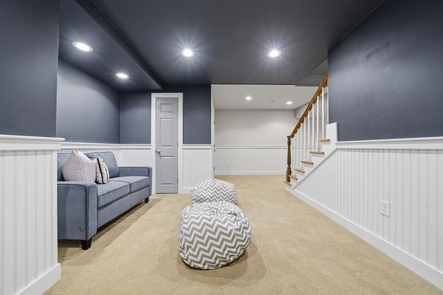 136 Cedar St, Lexington, MA 02420