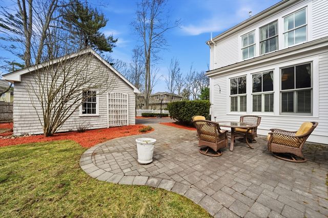 136 Cedar St, Lexington, MA 02420