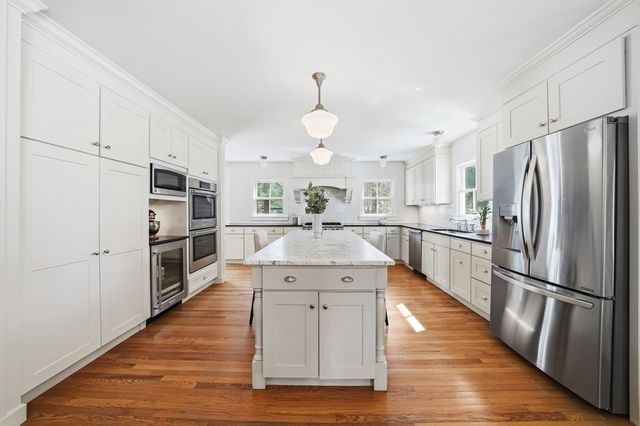 136 Cedar St, Lexington, MA 02420