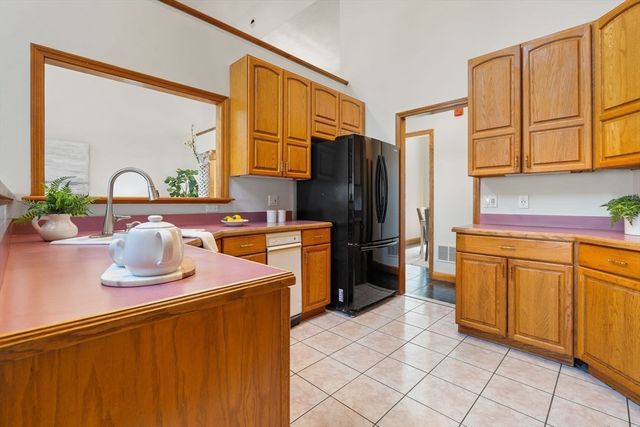 428 Broadway, Lynnfield, MA 01940