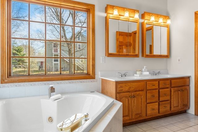 428 Broadway, Lynnfield, MA 01940