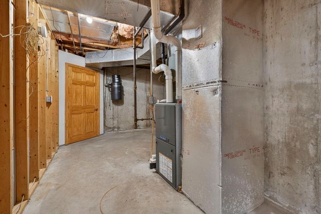 428 Broadway, Lynnfield, MA 01940