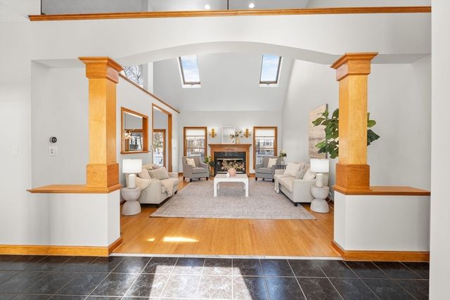 428 Broadway, Lynnfield, MA 01940