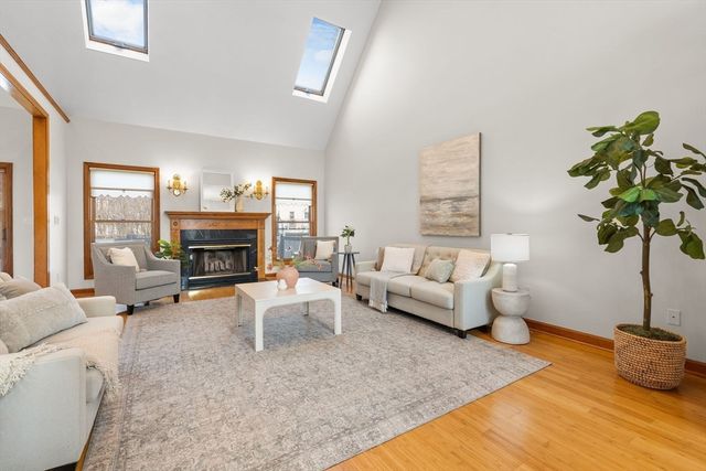 428 Broadway, Lynnfield, MA 01940