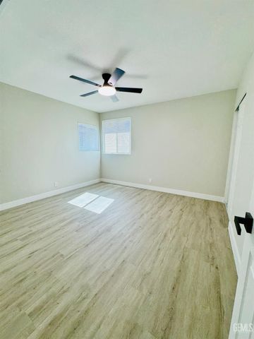 1804 Hodges Avenue, Bakersfield, CA 93304