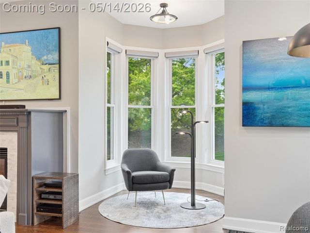 7475 Pinehurst Circle, Bloomfield Hills, MI 48301