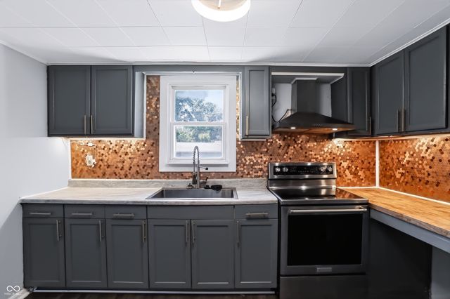 4929 W Caven Street, Indianapolis, IN 46241