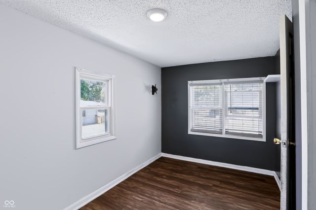 4929 W Caven Street, Indianapolis, IN 46241