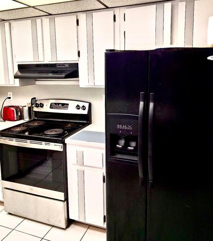 7300 Wayne Avenue 213, Miami Beach, FL 33141