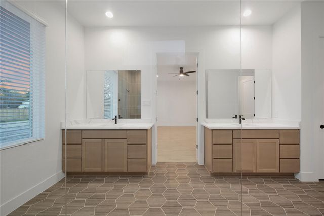 322 Louvenia Court, Pinehurst, TX 77362