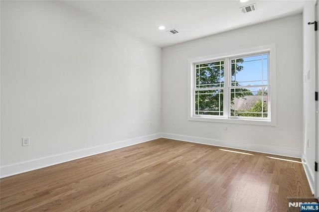 318 Halsey Road, Par-troy Hills Twp., NJ 07054