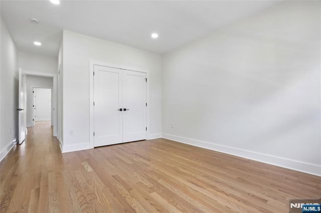 318 Halsey Road, Par-troy Hills Twp., NJ 07054