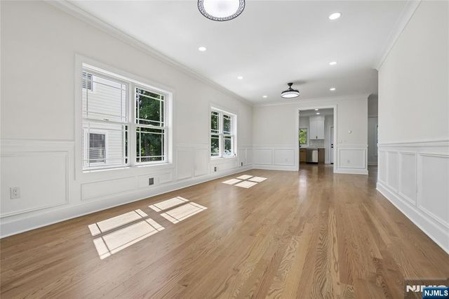318 Halsey Road, Par-troy Hills Twp., NJ 07054