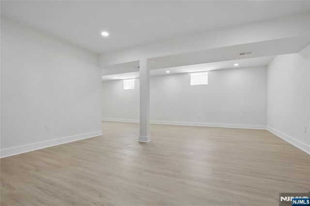 318 Halsey Road, Par-troy Hills Twp., NJ 07054
