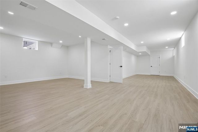 318 Halsey Road, Par-troy Hills Twp., NJ 07054