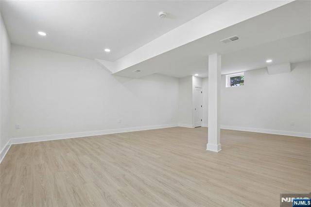 318 Halsey Road, Par-troy Hills Twp., NJ 07054