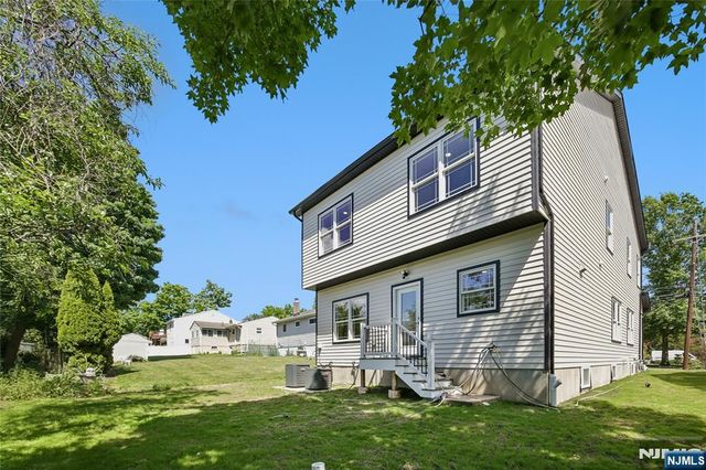 318 Halsey Road, Par-troy Hills Twp., NJ 07054