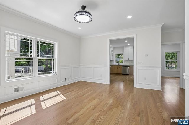 318 Halsey Road, Par-troy Hills Twp., NJ 07054