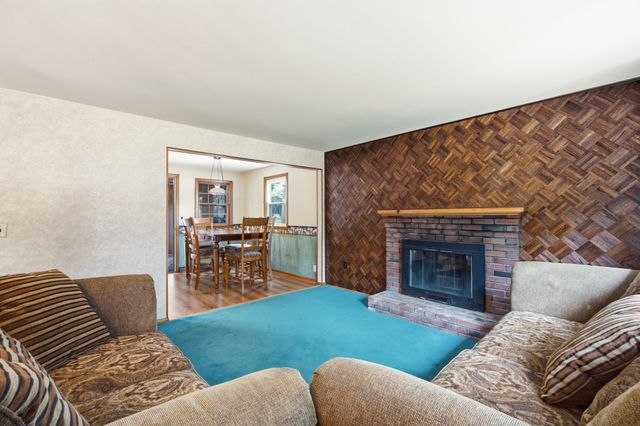410 Crescent St, East Bridgewater, MA 02333