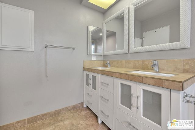 45700 Mountain View Avenue, Palm Desert, CA 92260