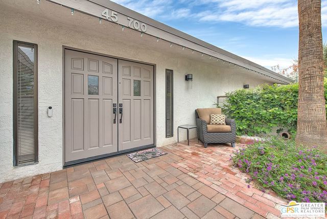 45700 Mountain View Avenue, Palm Desert, CA 92260