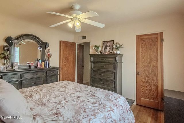 7907 ALAMEDA Avenue, El Paso, TX 79915