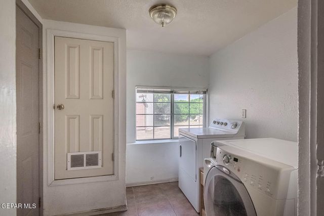 7907 ALAMEDA Avenue, El Paso, TX 79915