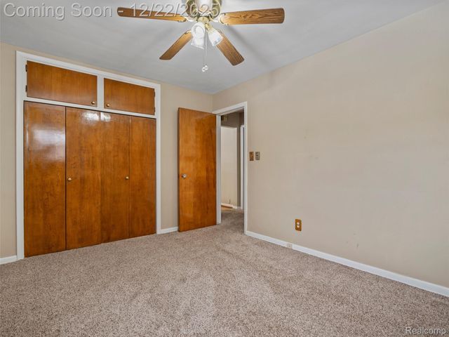 44833 MADDELEIN Street, Clinton Charter Township, MI 48036