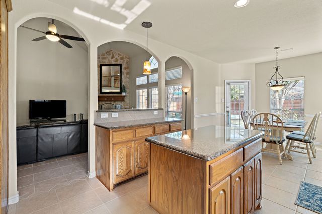 14048 Zippo Way, Fort Worth, TX 76052