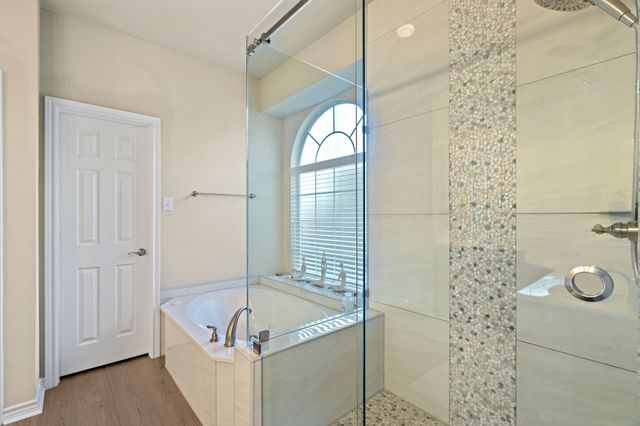 14048 Zippo Way, Fort Worth, TX 76052