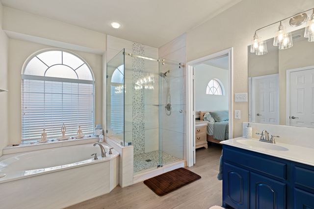 14048 Zippo Way, Fort Worth, TX 76052