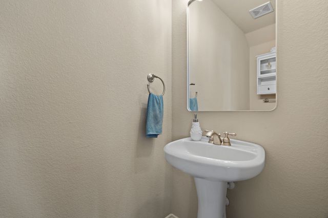 14048 Zippo Way, Fort Worth, TX 76052