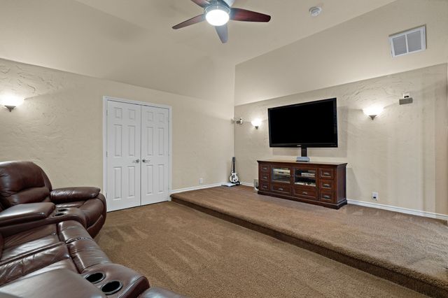 14048 Zippo Way, Fort Worth, TX 76052