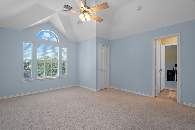 14048 Zippo Way, Fort Worth, TX 76052