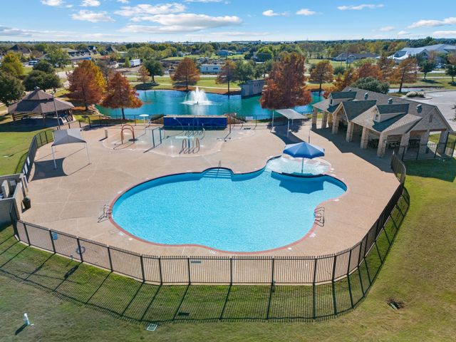 14048 Zippo Way, Fort Worth, TX 76052