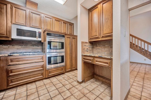 485 Craig Circle, Highland Village, TX 75077