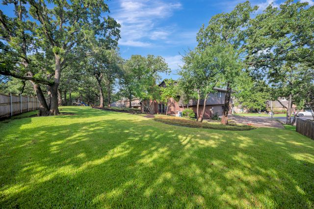 485 Craig Circle, Highland Village, TX 75077