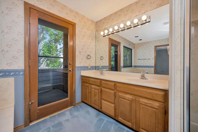 485 Craig Circle, Highland Village, TX 75077