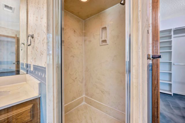485 Craig Circle, Highland Village, TX 75077