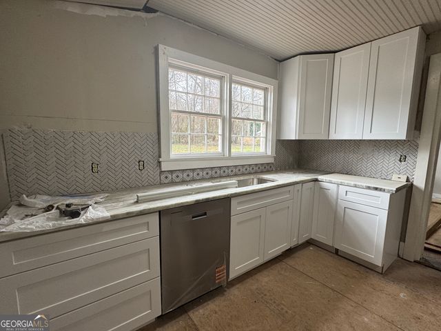 734 Bowersville Road, Carnesville, GA 30521