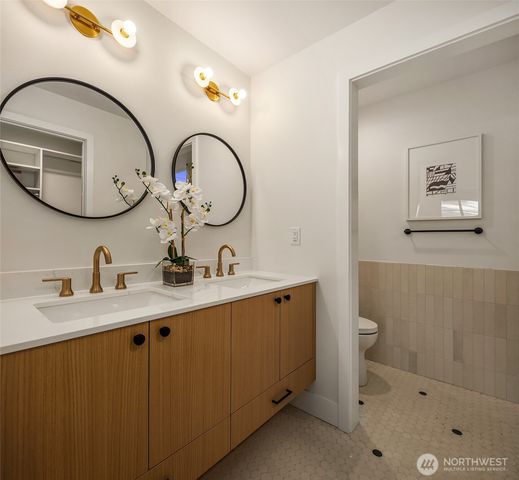 3606 Francis Avenue N, Seattle, WA 98103