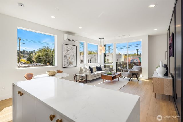 3606 Francis Avenue N, Seattle, WA 98103