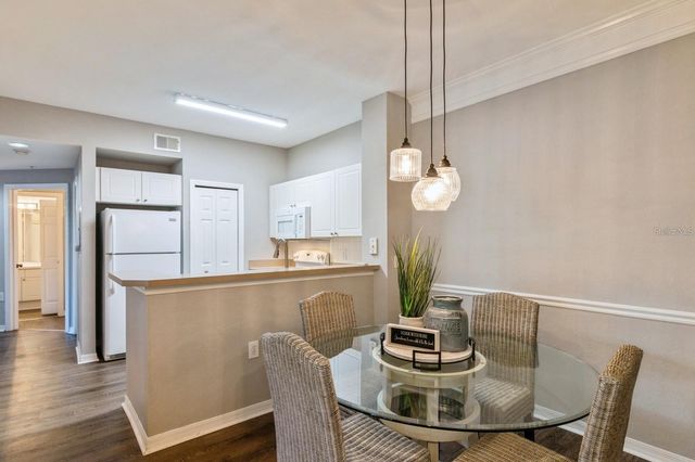 5174 NORTHRIDGE ROAD 111, Sarasota, FL 34238