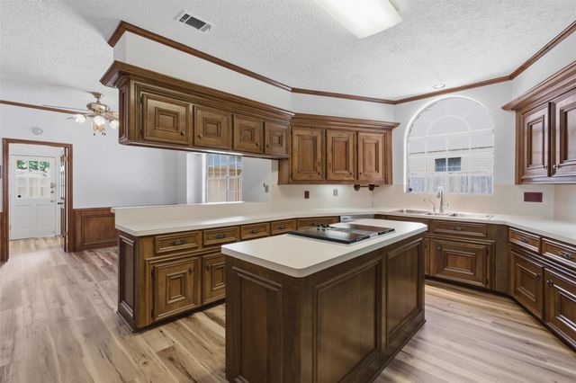 12211 Cypresswood Drive, Houston, TX 77070