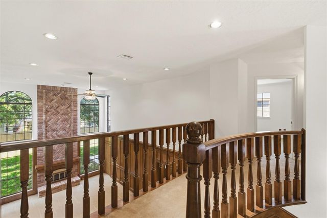 12211 Cypresswood Drive, Houston, TX 77070