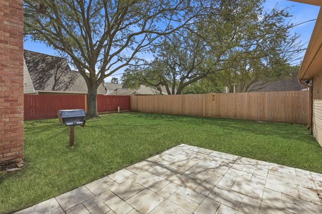 12211 Cypresswood Drive, Houston, TX 77070